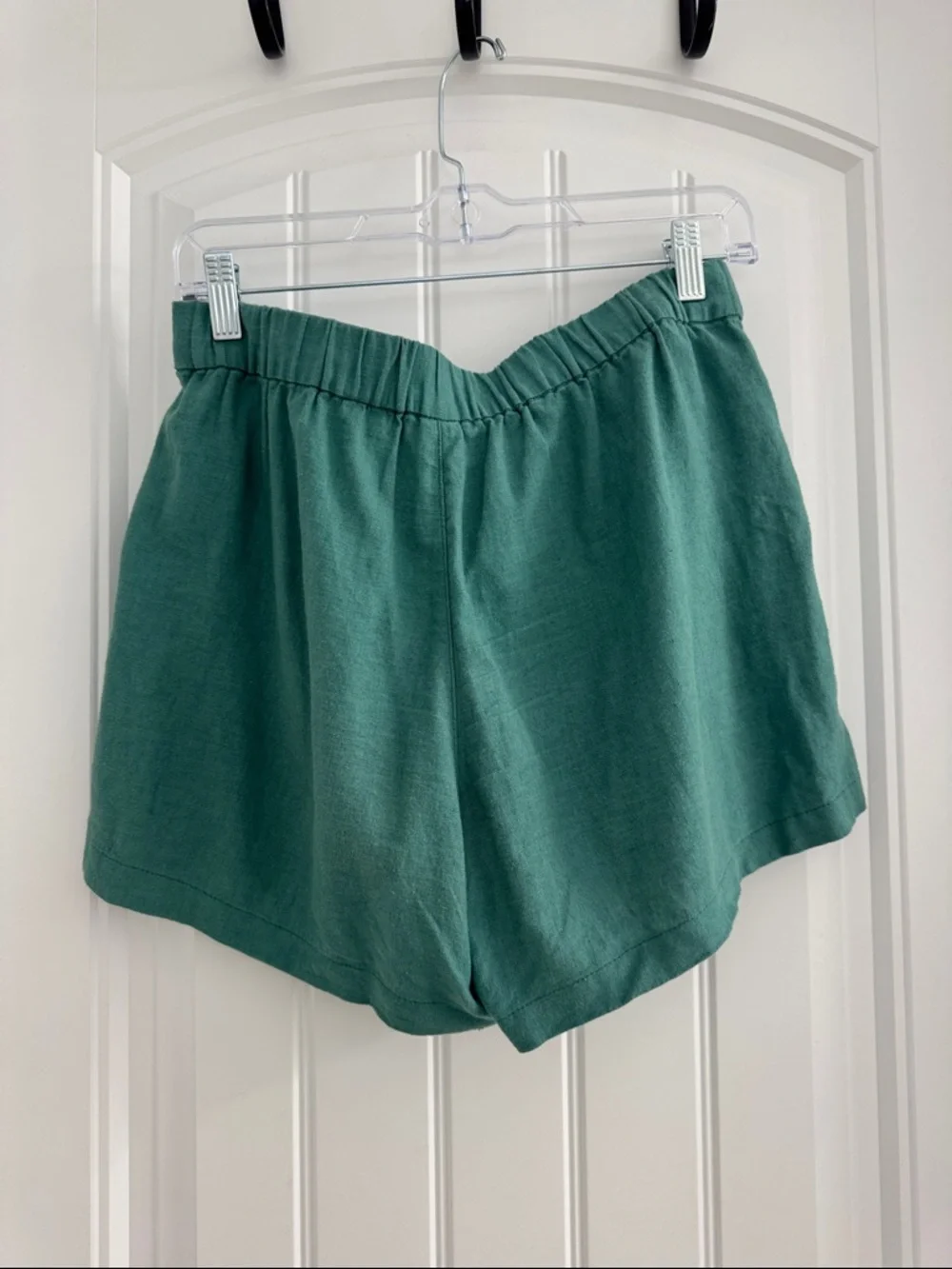 Women's J Crew Green Elastic-Waist Casual Shorts - Picture 3 of 3